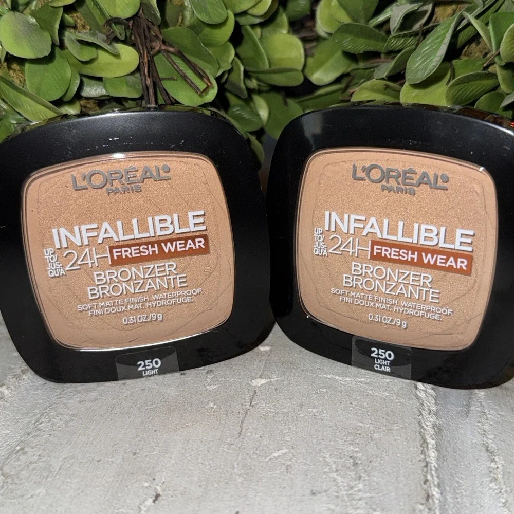 L'Oreal Infallible 24H Fresh Wear Bronzer Matte Waterproof #250 Light Lot‎ Of 2